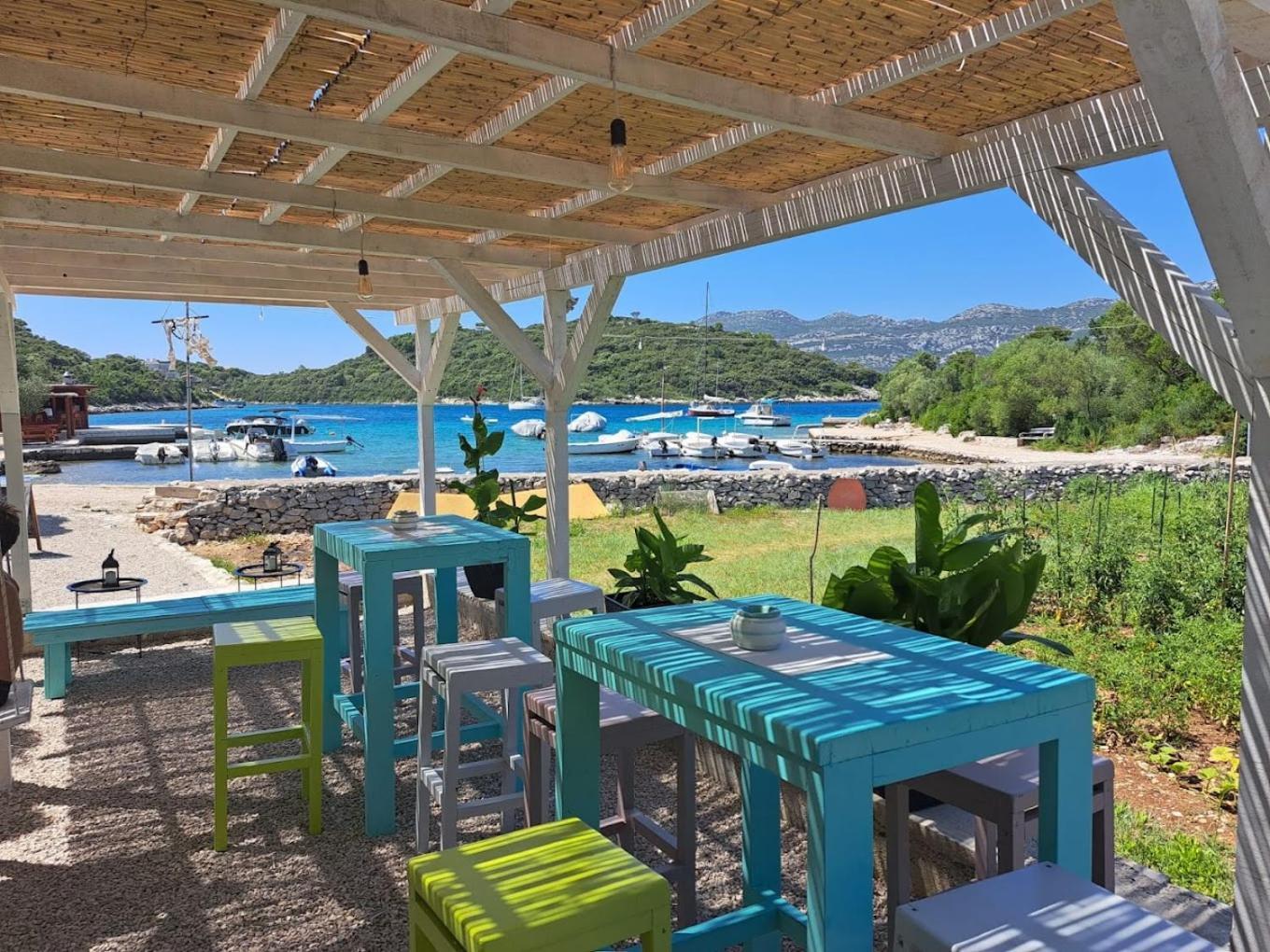 Holiday Home Villa Kastel Zrnovo 외부 사진
