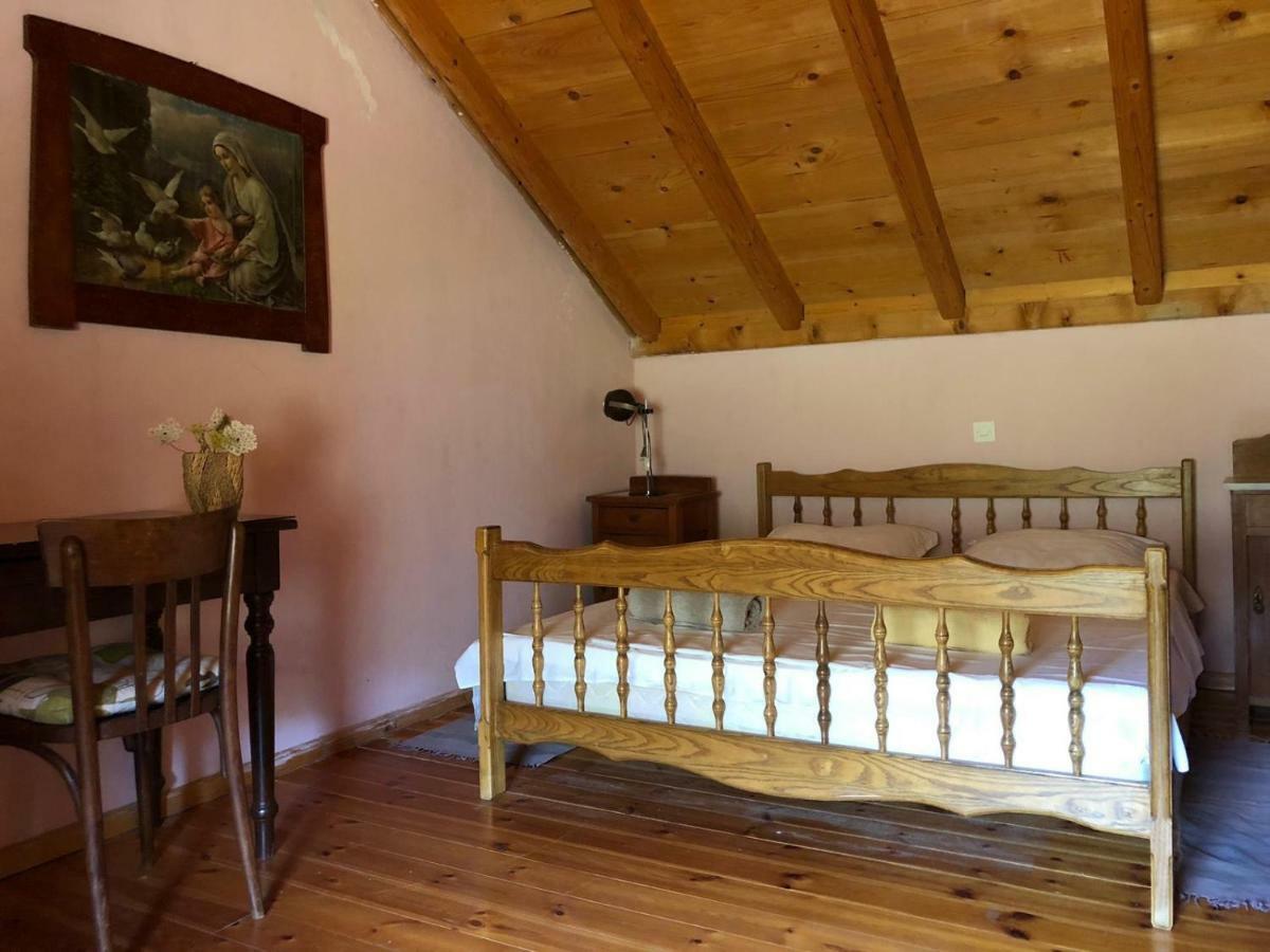 Holiday Home Villa Kastel Zrnovo 외부 사진